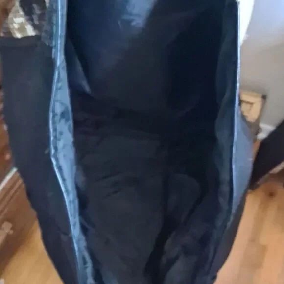 VS Sequin Striped Large Tote Bag - Black, Silver, Red - Picture 4 of 5